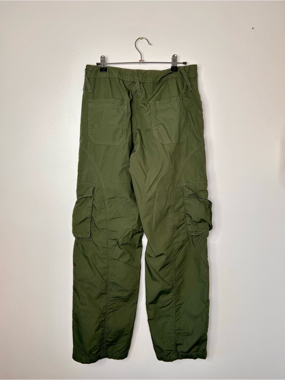 Hot Topic Graffiti Skull Girls Cargo Pants - Picture 7 of 7